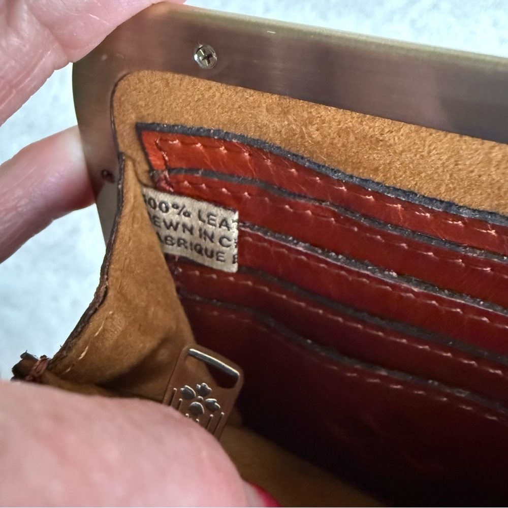 Quilted Leather Kiss-Lock Clutch Wallet in Rustic Brown - Picture 5 of 9